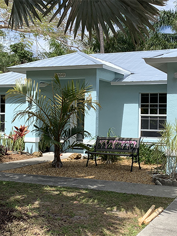 Metal Roofing from Contracting of SWFL located in Lee County: Fort Myers, Cape Coral, North Fort Myers and Lehigh Acres.
